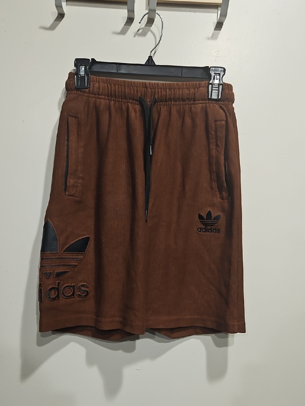 Adidas Men's Brown Corduroy Drawstring Shorts - Picture 1 of 6